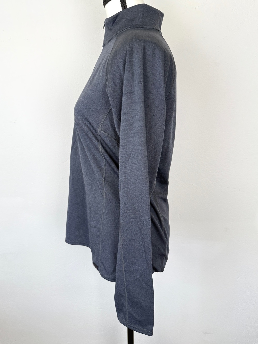 Patagonia Size M Blue/Gray Capilene Midweight 1/4 Zip Polartec Baselayer - Picture 2 of 9